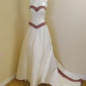 Nwt size 4 Alfred Angelo wedding gown